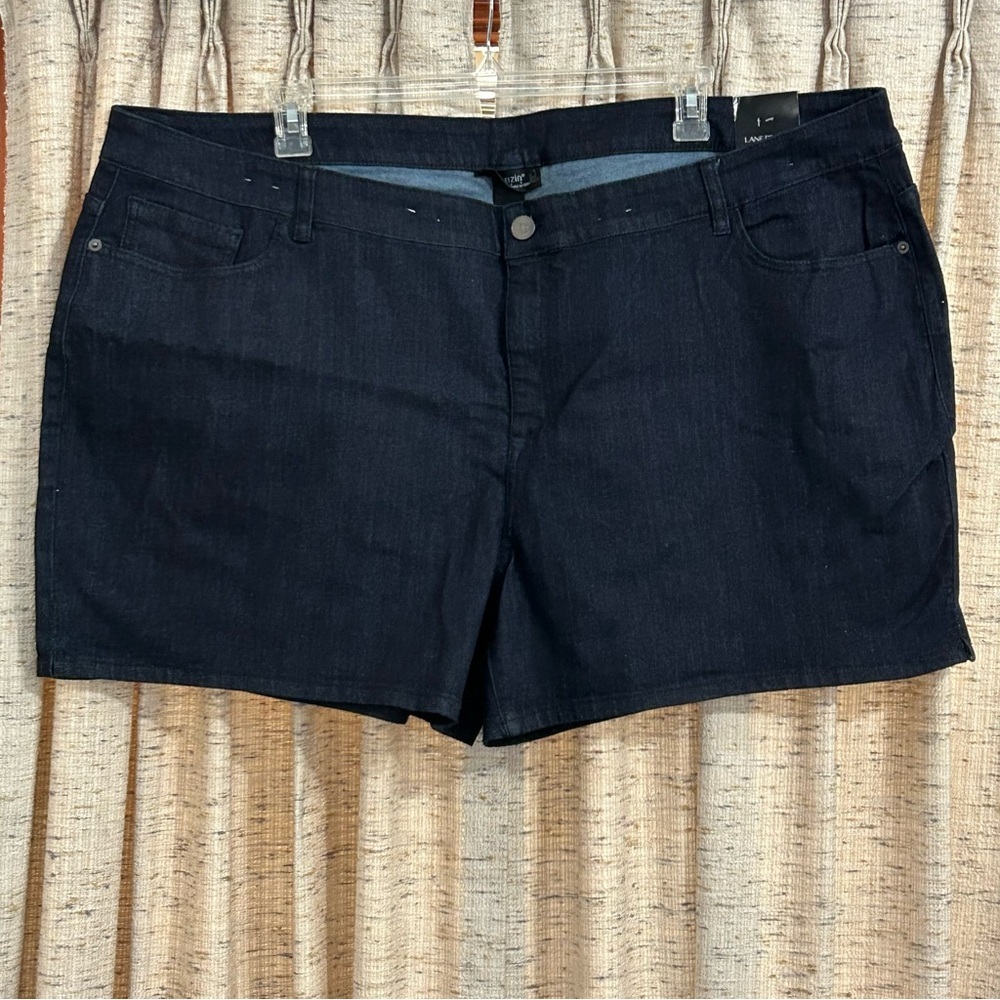 Venezia Exclusively From Lane Bryant Denim Shorts - 26